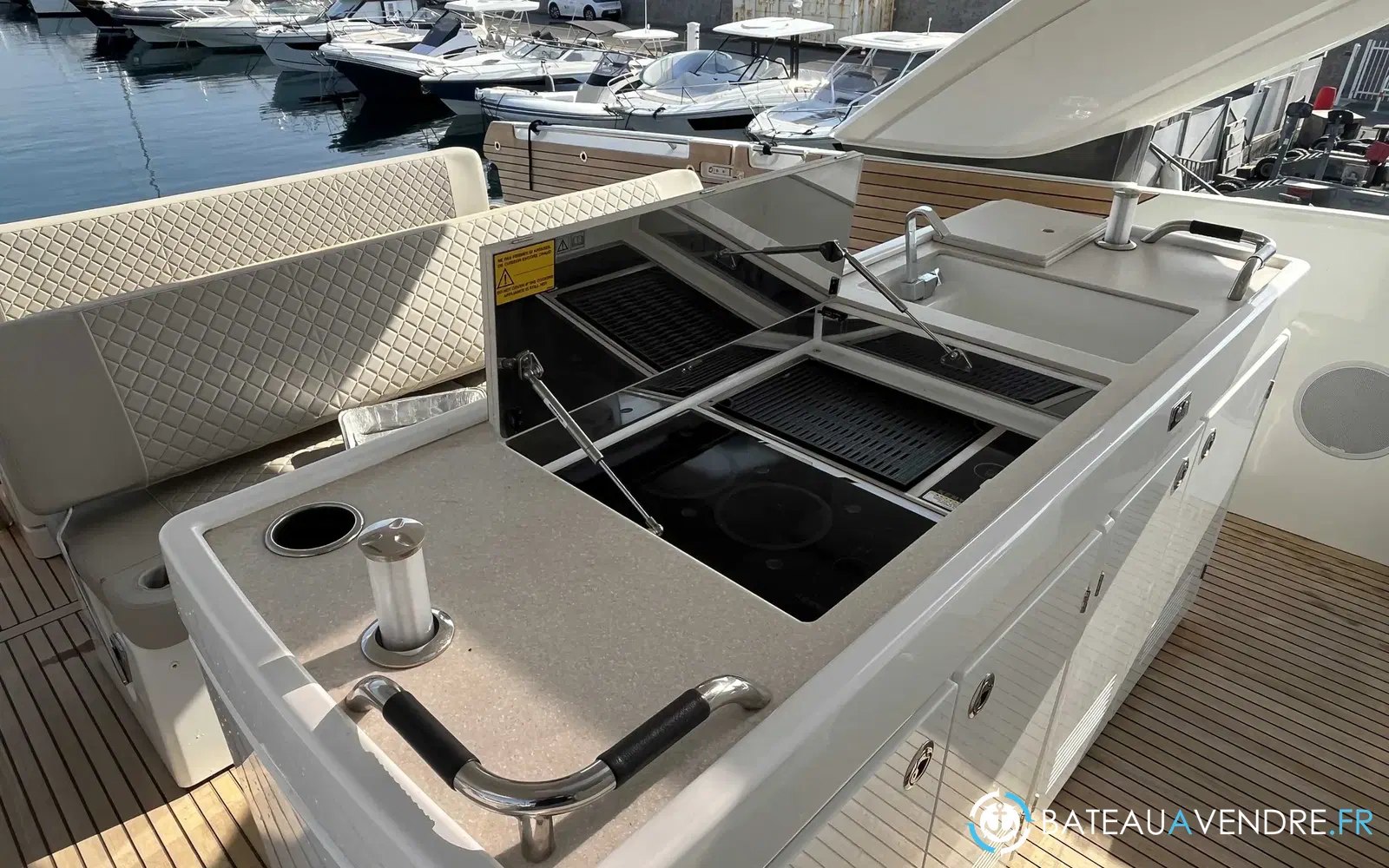 slider 10 Jeanneau DB 43