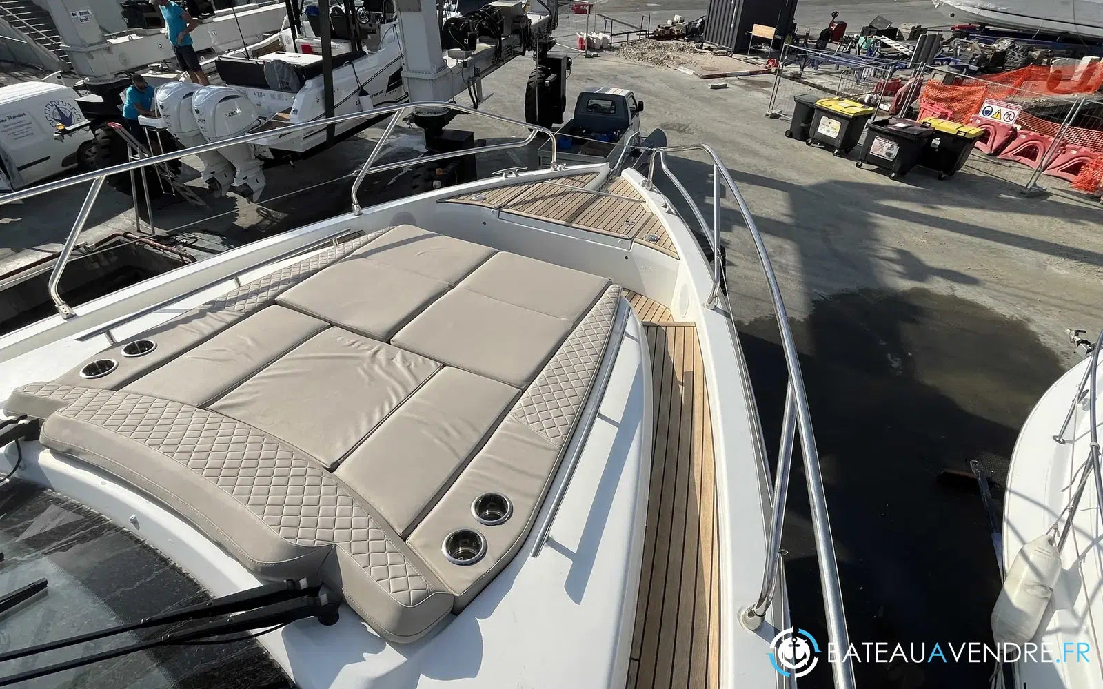 slider 14 Jeanneau DB 43