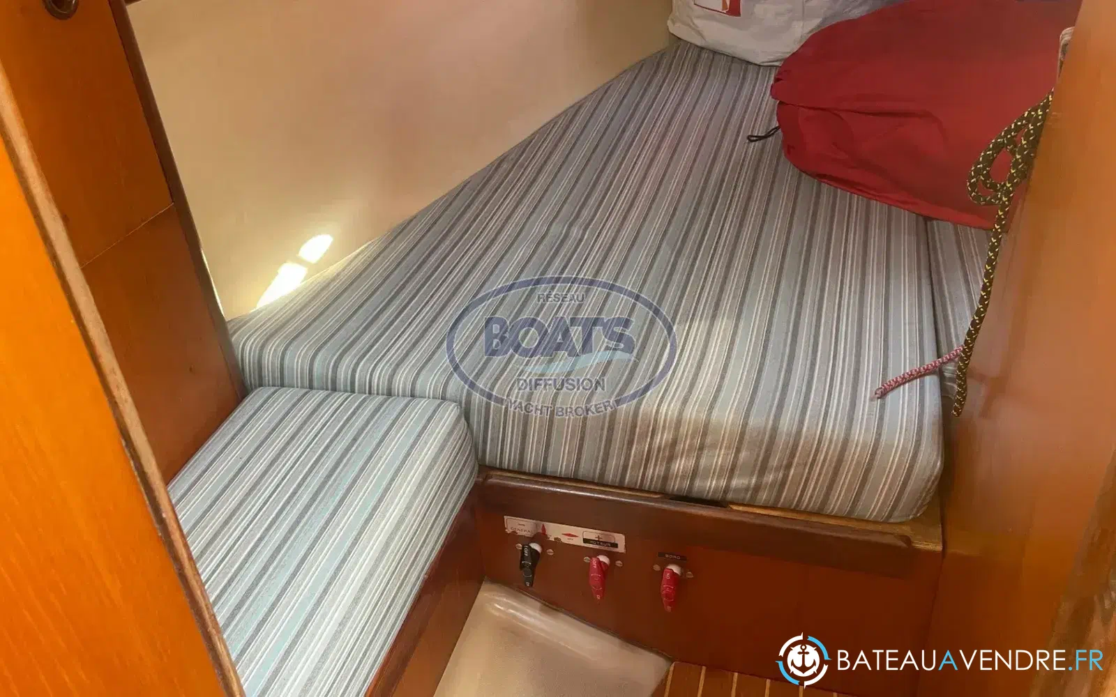 slider 10 Beneteau First 325