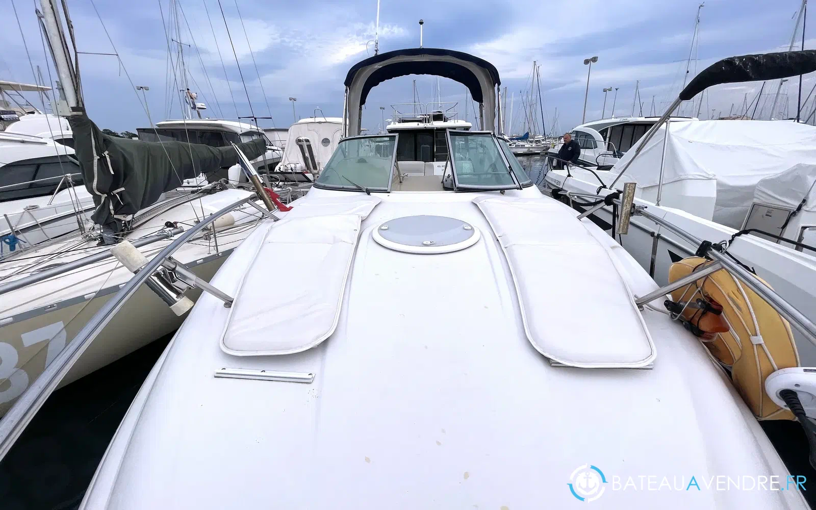 slider 15 Four Winns Vista 285
