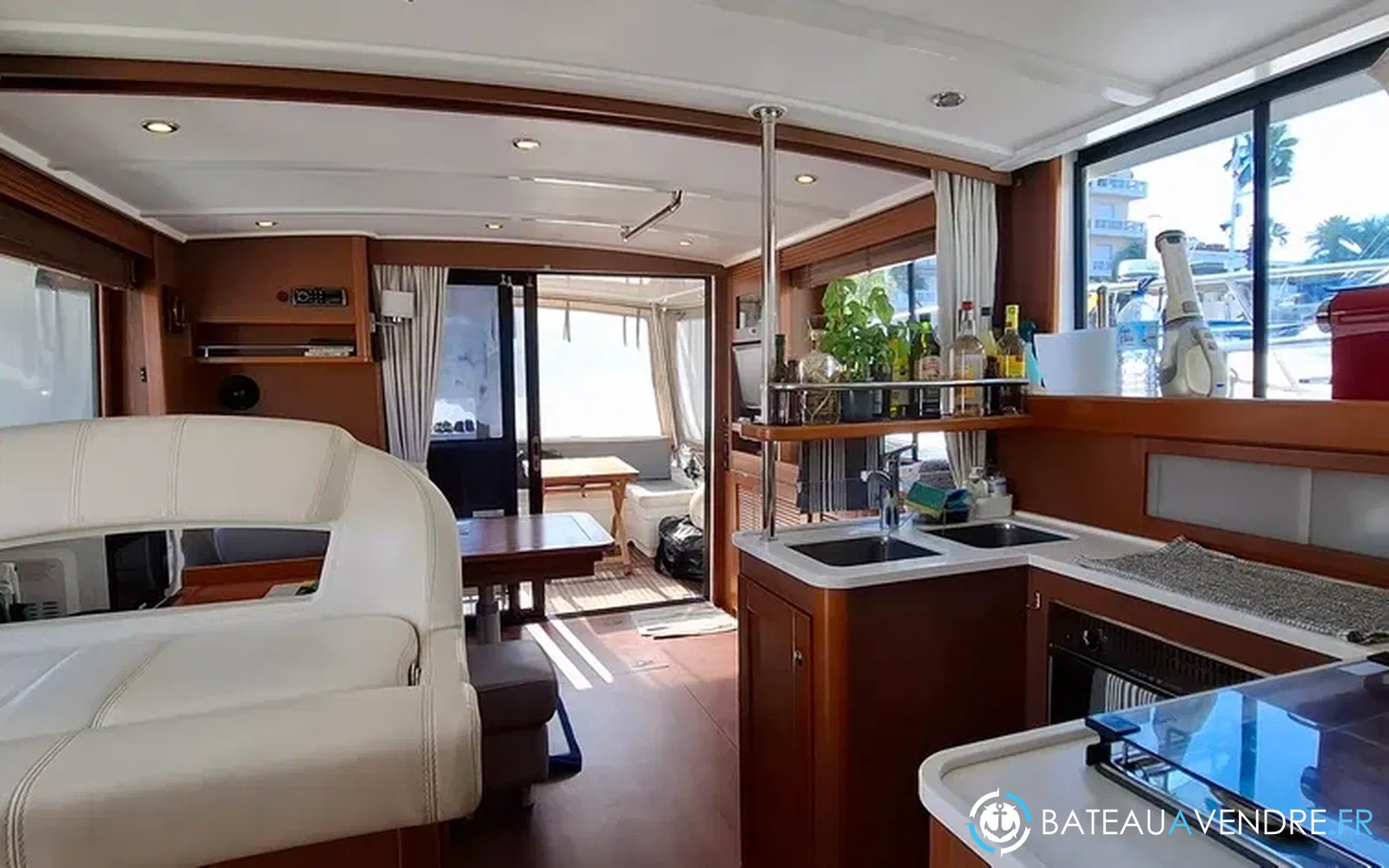 slider 1 Beneteau Swift Trawler 44