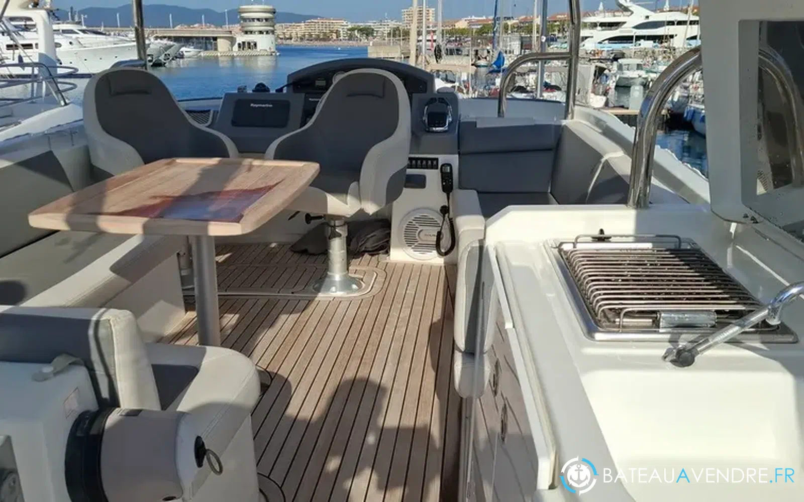 slider 37 Beneteau Swift Trawler 44