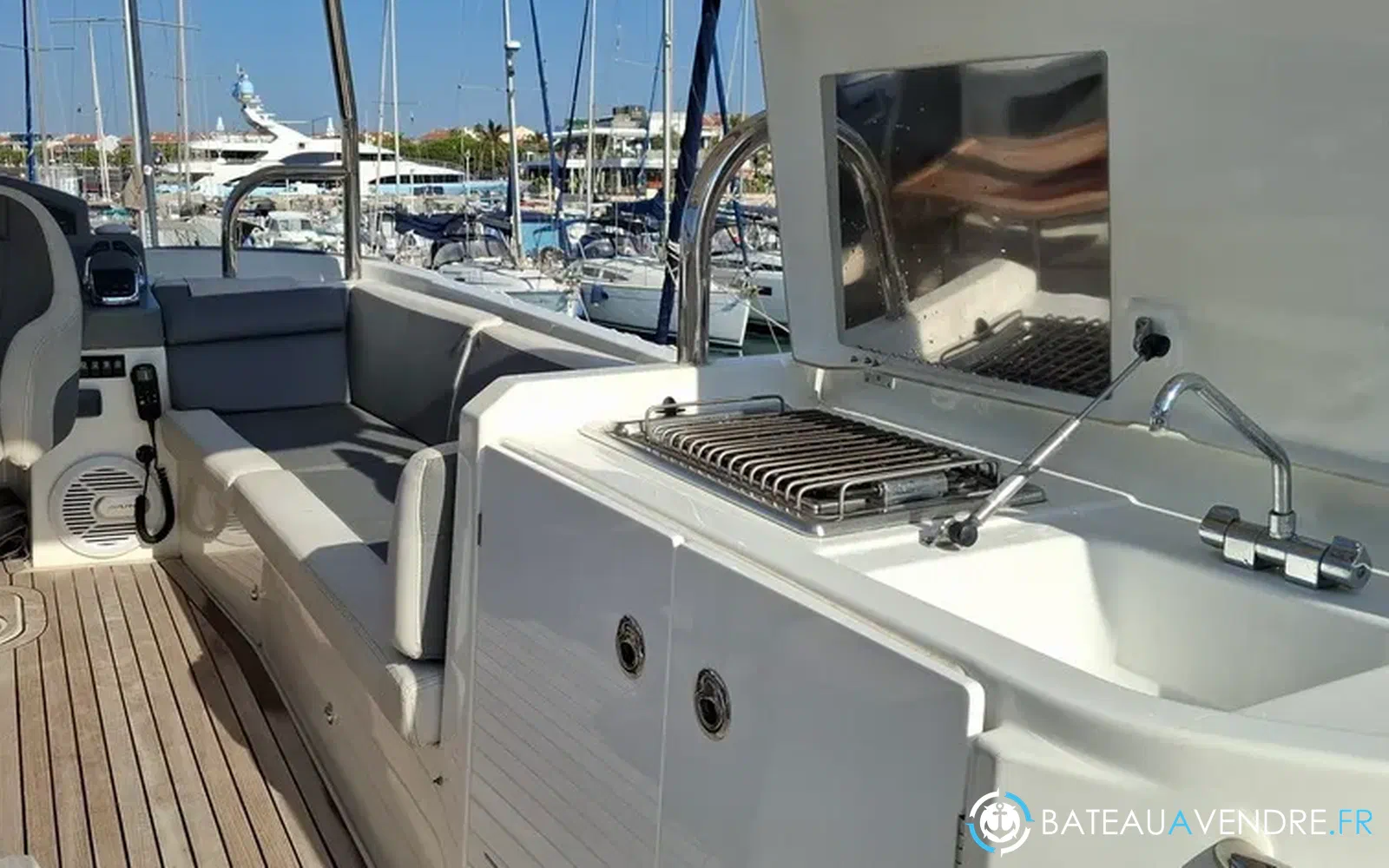 slider 38 Beneteau Swift Trawler 44