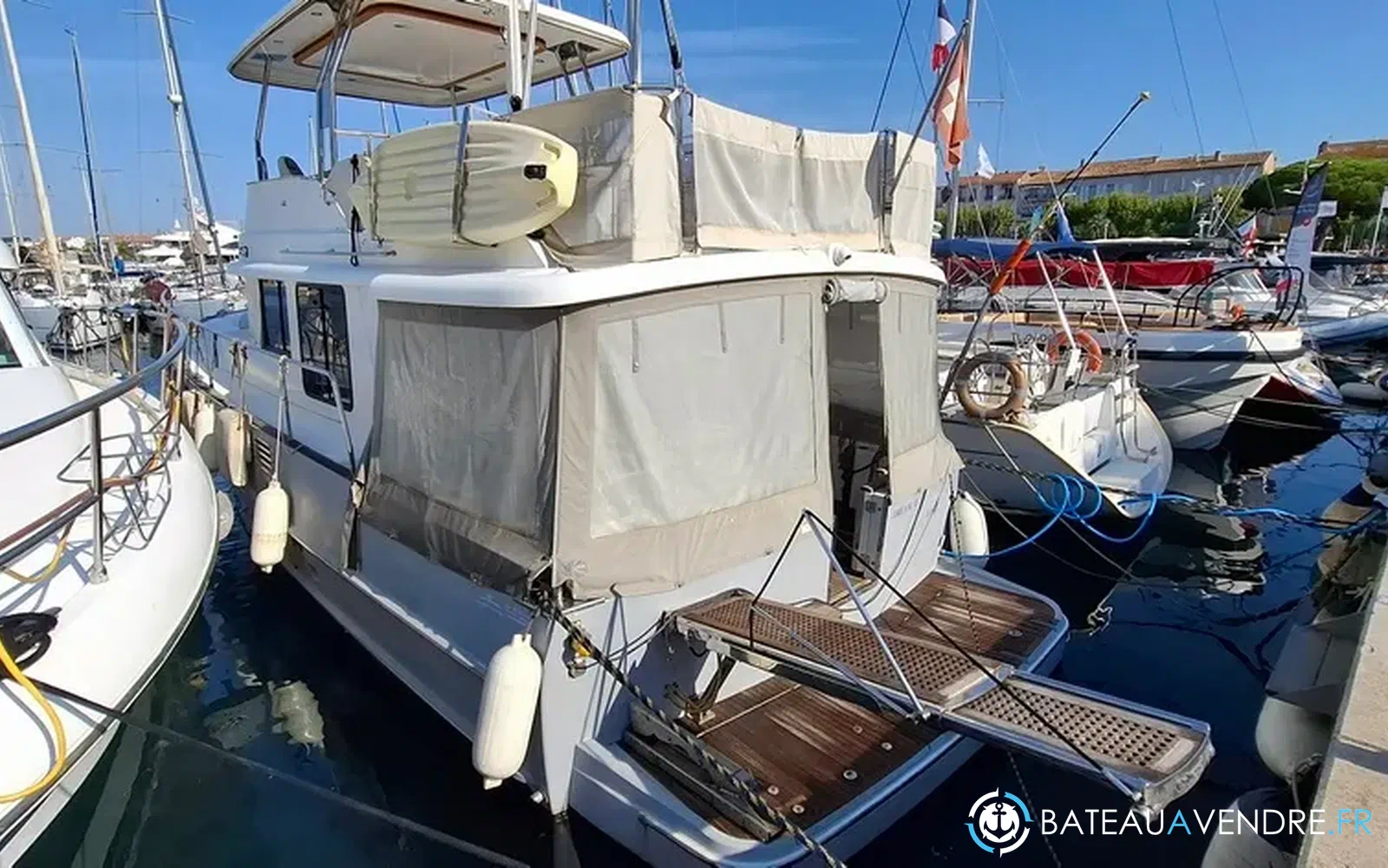slider 53 Beneteau Swift Trawler 44