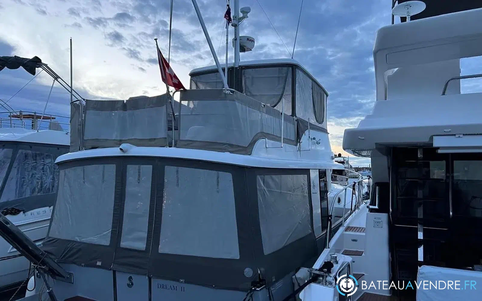 slider 61 Beneteau Swift Trawler 44