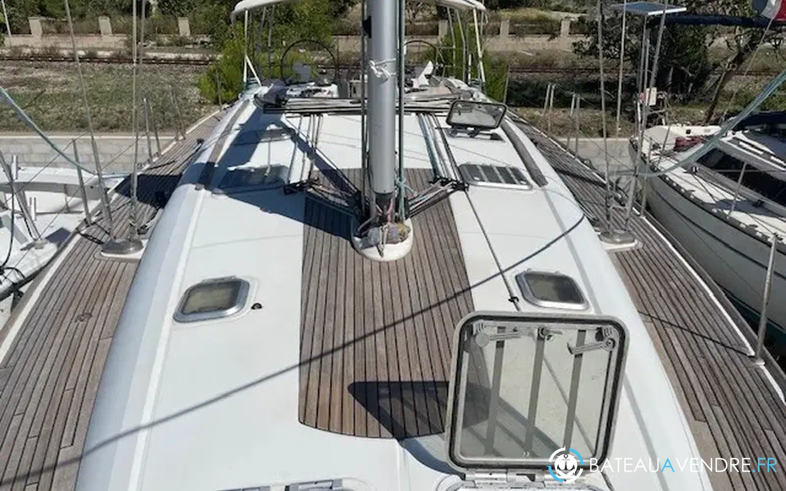 slider 33 Jeanneau Sun Odyssey 49