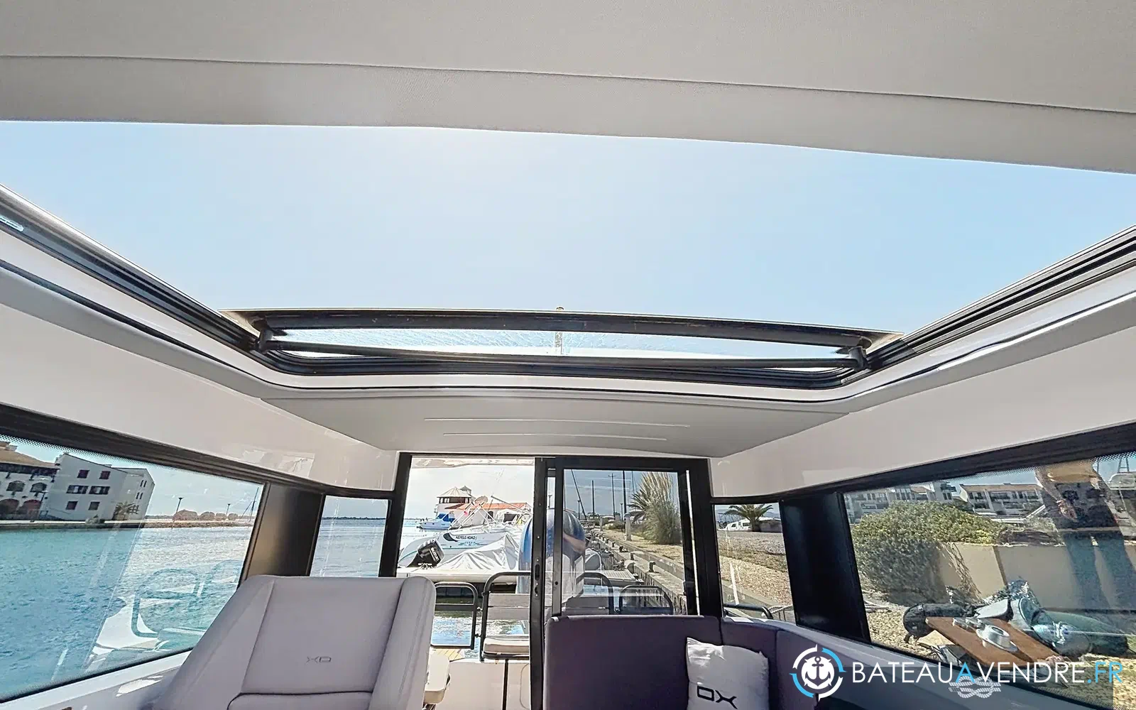 slider 29 XO Boats Explr 10 Sport