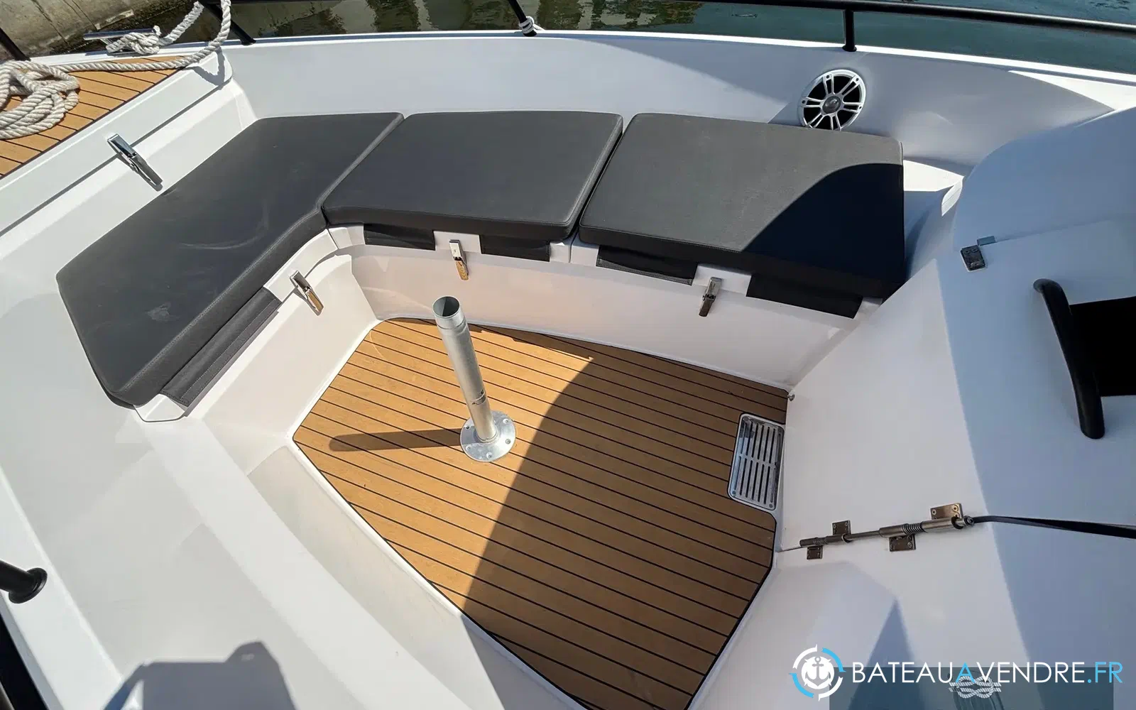 slider 7 XO Boats Explr 10 Sport