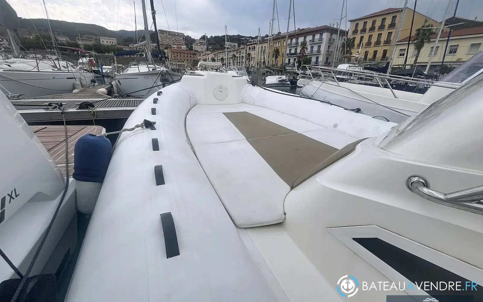 slider 9 Capelli Tempest 1000 CC