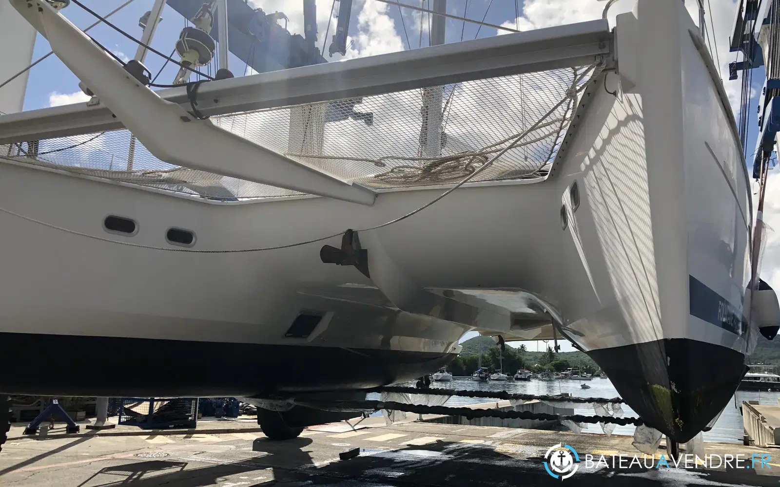 slider 1 Fountaine Pajot Salina 48