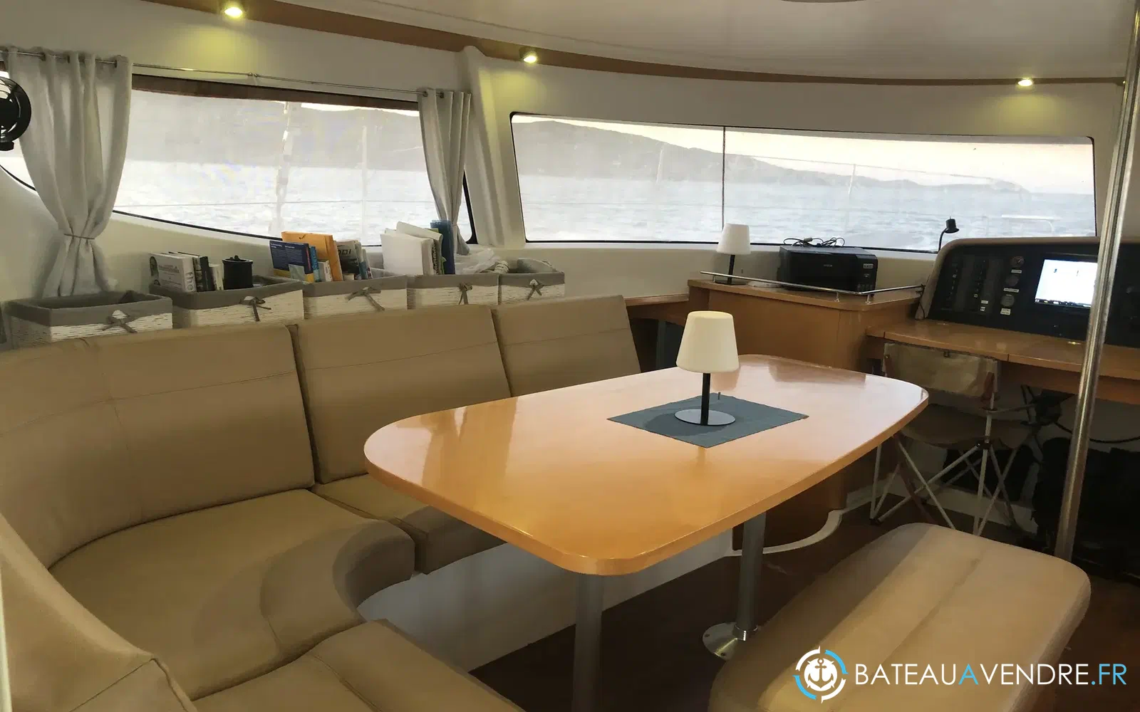 slider 29 Fountaine Pajot Salina 48