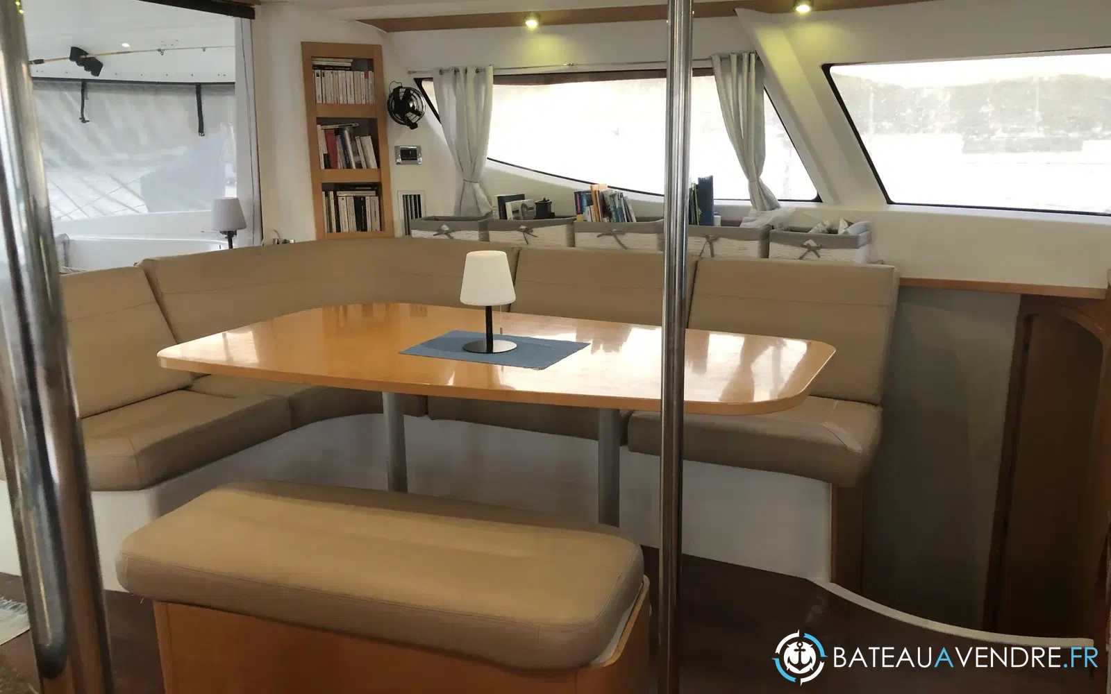 slider 31 Fountaine Pajot Salina 48