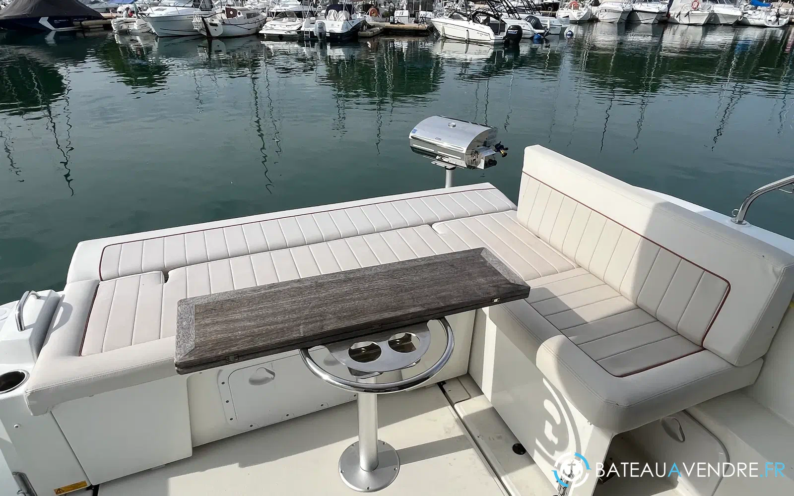 slider 5 Jeanneau NC 37