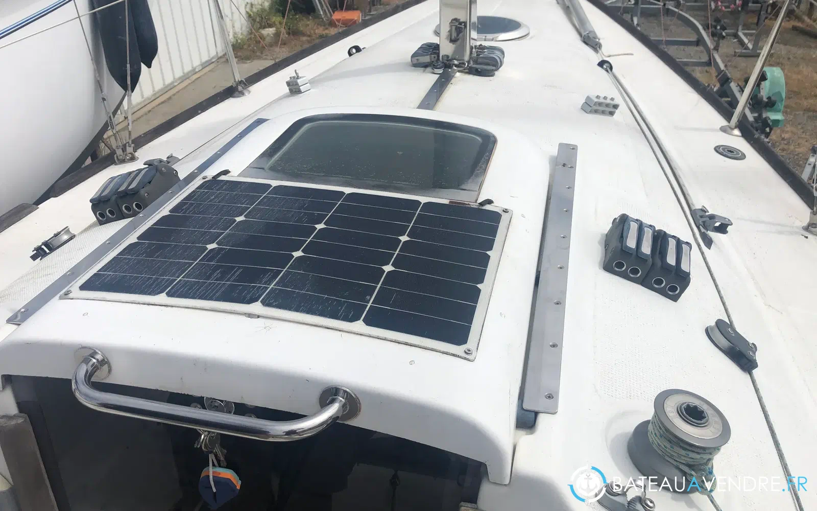 slider 3 Beneteau First 211