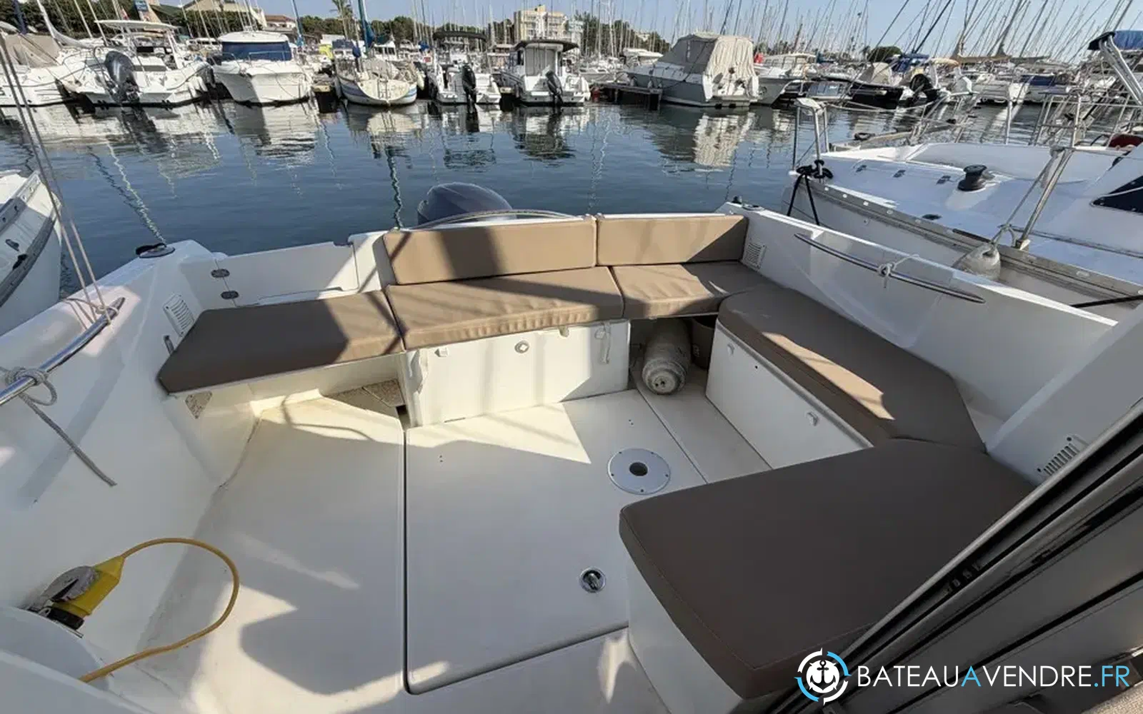 slider 12 Jeanneau Merry Fisher 755