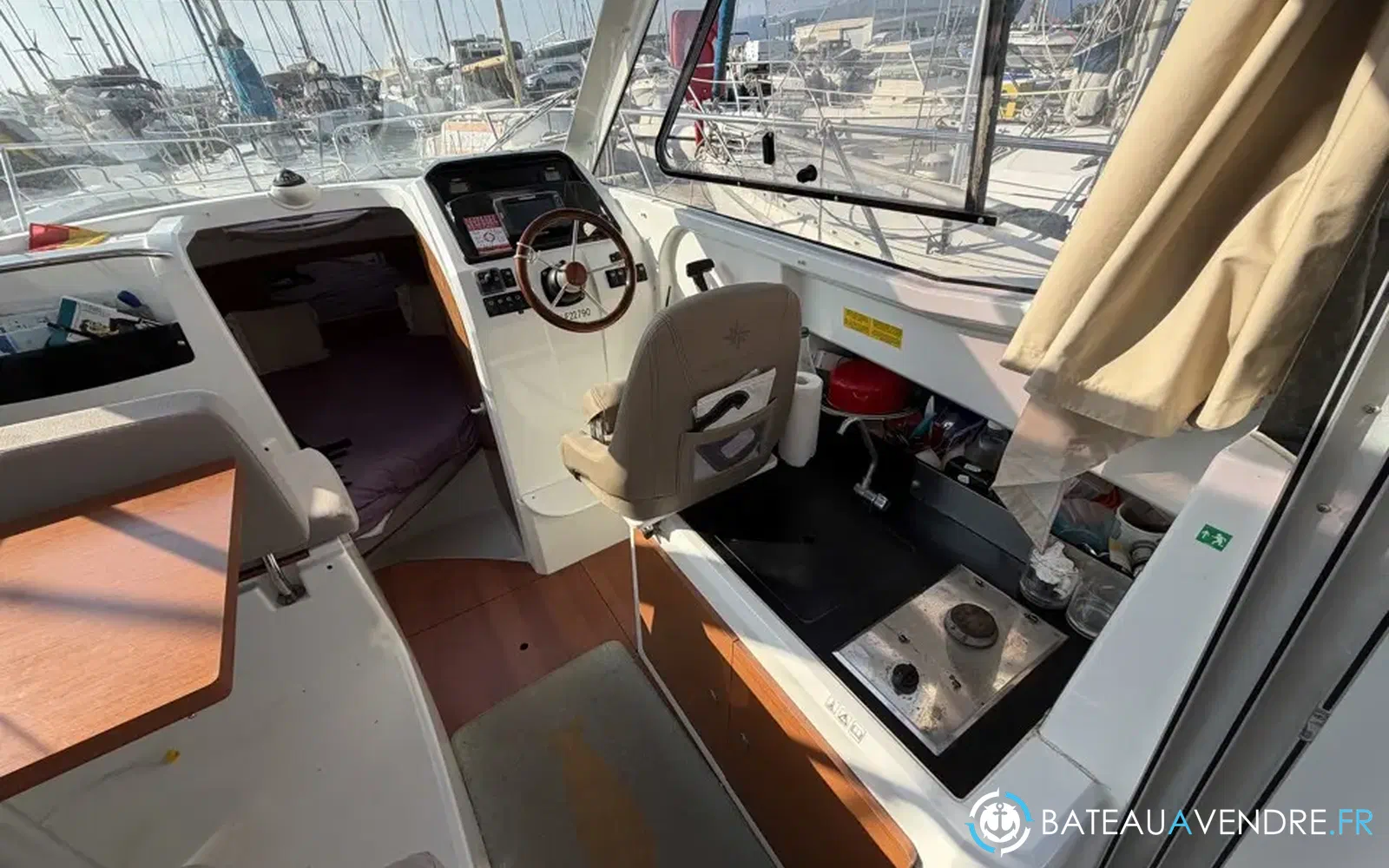 slider 18 Jeanneau Merry Fisher 755