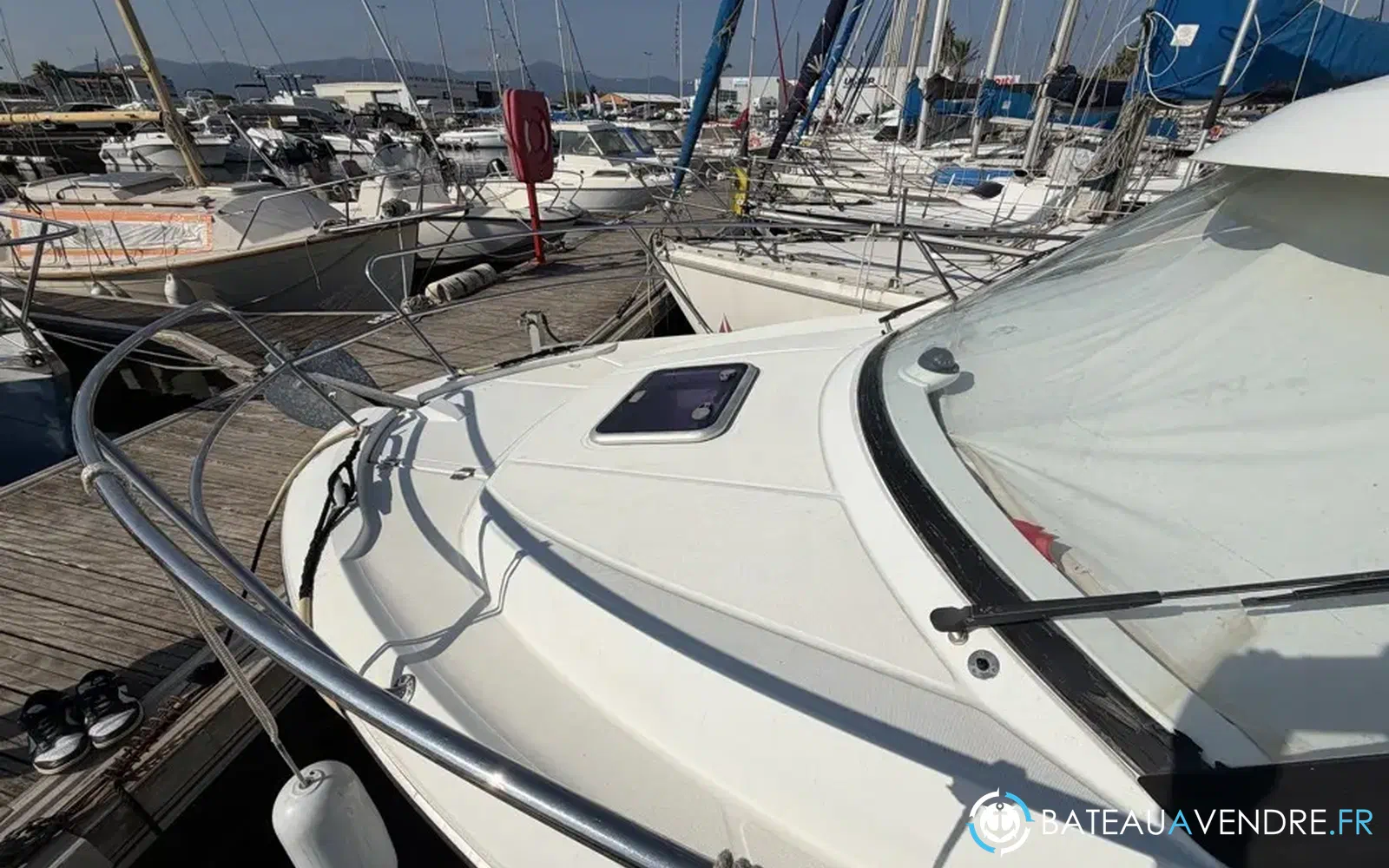 slider 3 Jeanneau Merry Fisher 755