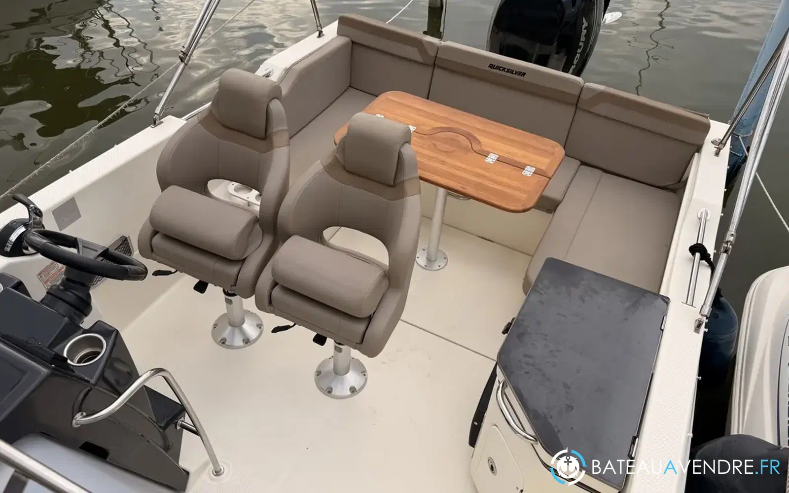 slider 9 Quicksilver Activ 755 Sundeck