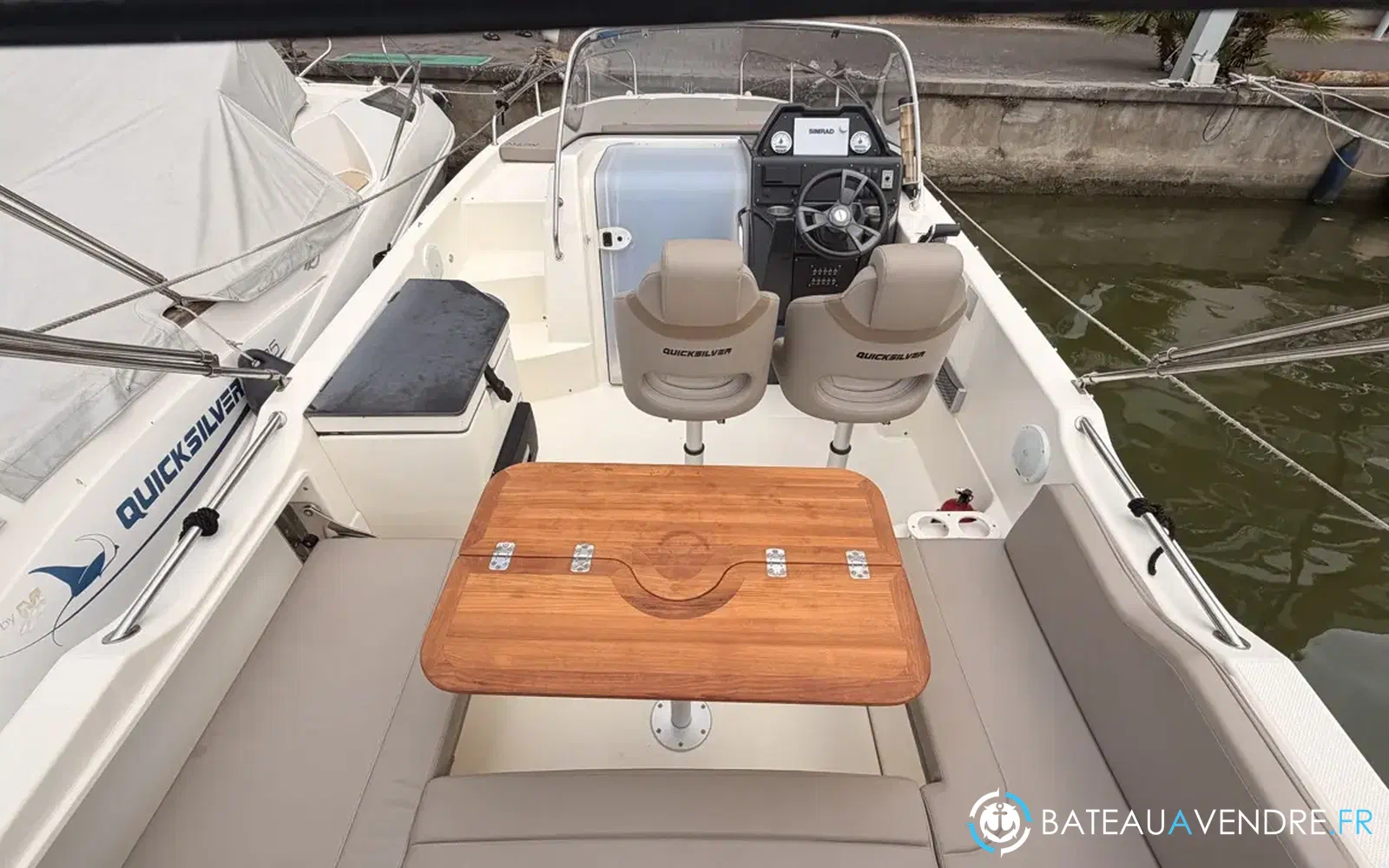 slider 11 Quicksilver Activ 755 Sundeck