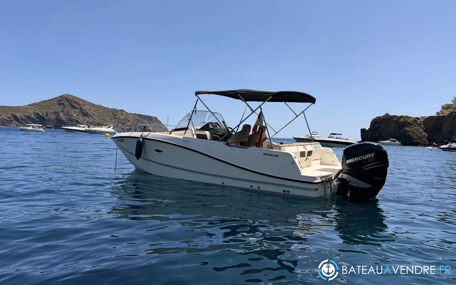 slider 1 Quicksilver Activ 755 Sundeck