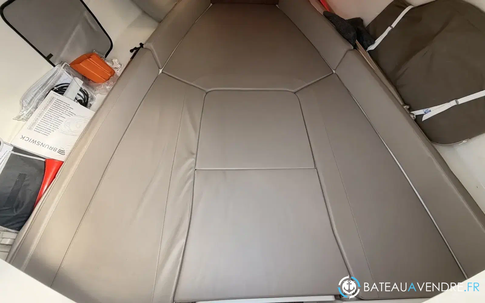 slider 30 Quicksilver Activ 755 Sundeck