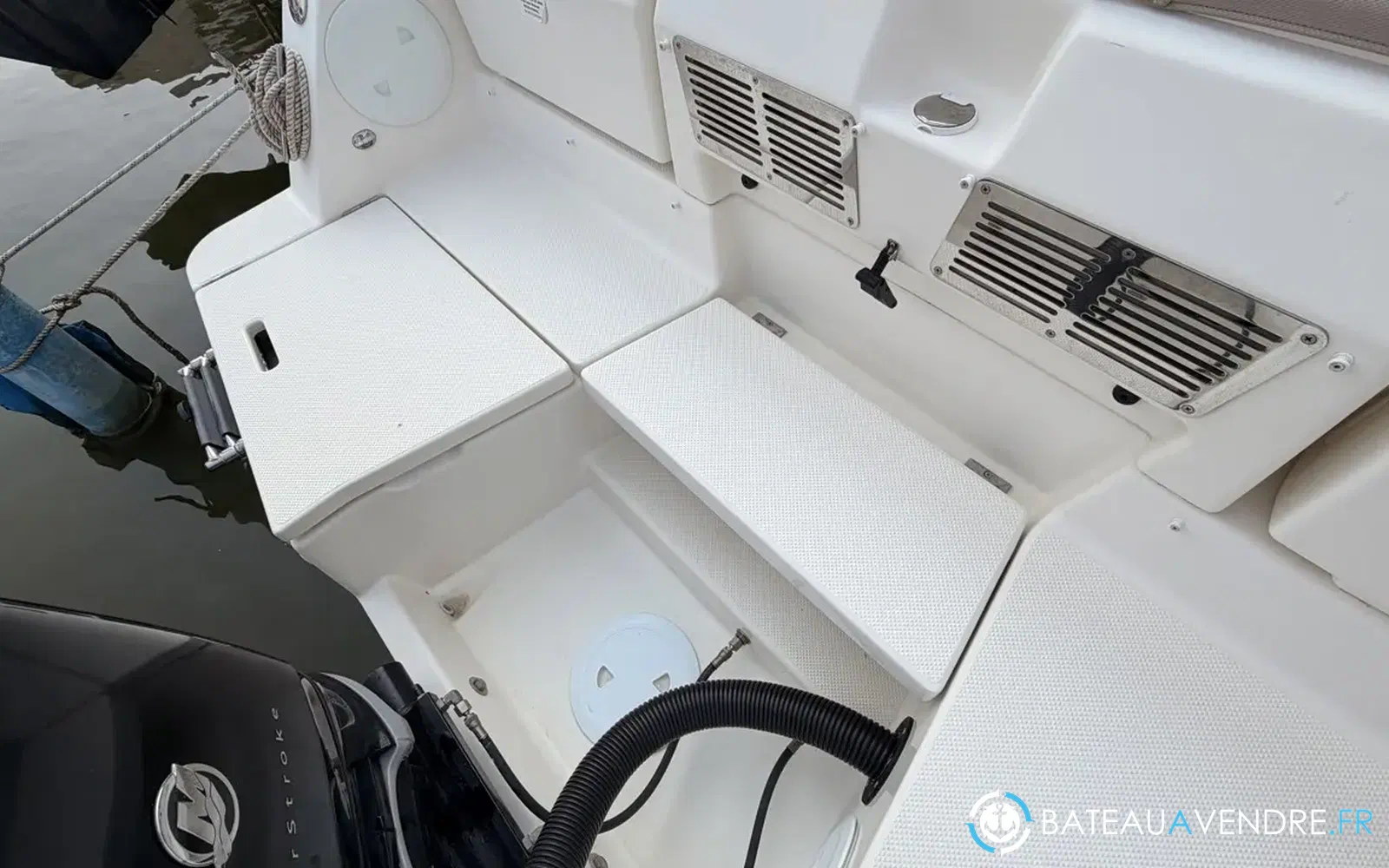 slider 41 Quicksilver Activ 755 Sundeck