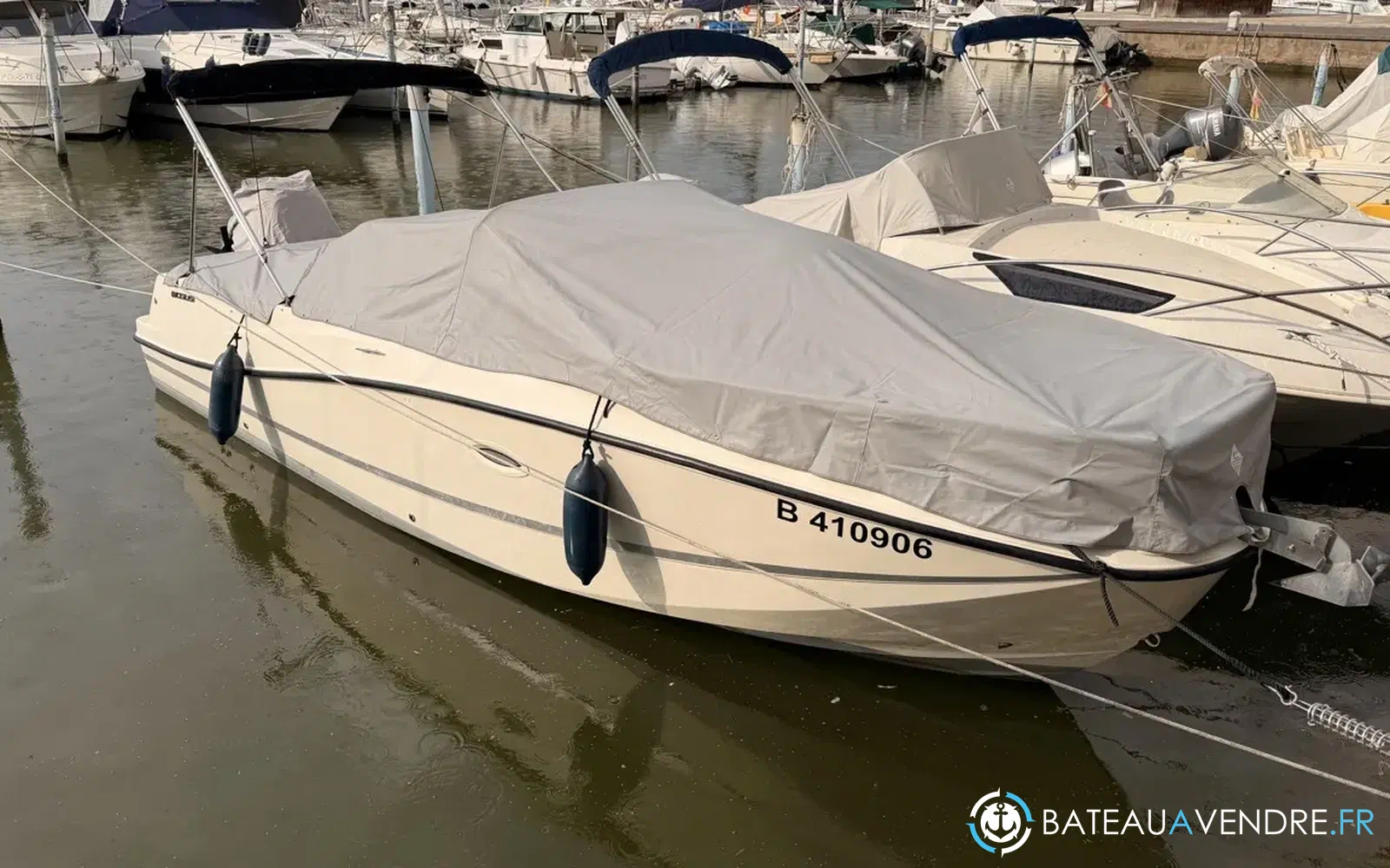 slider 43 Quicksilver Activ 755 Sundeck
