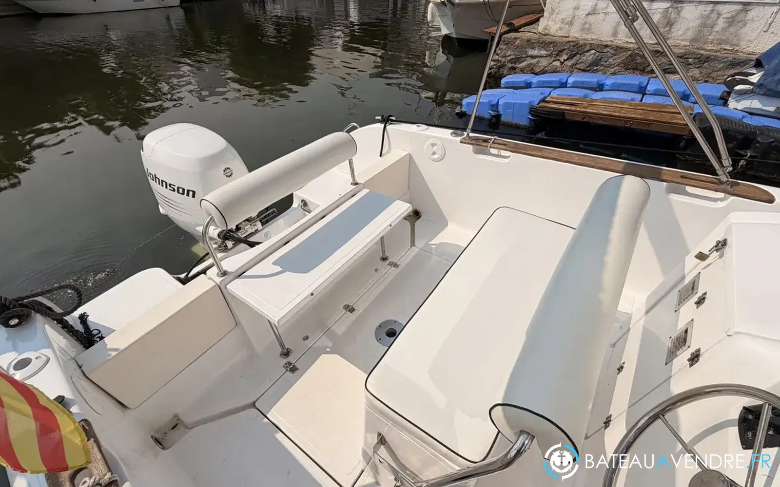slider 17 Pacific Craft 550 Open
