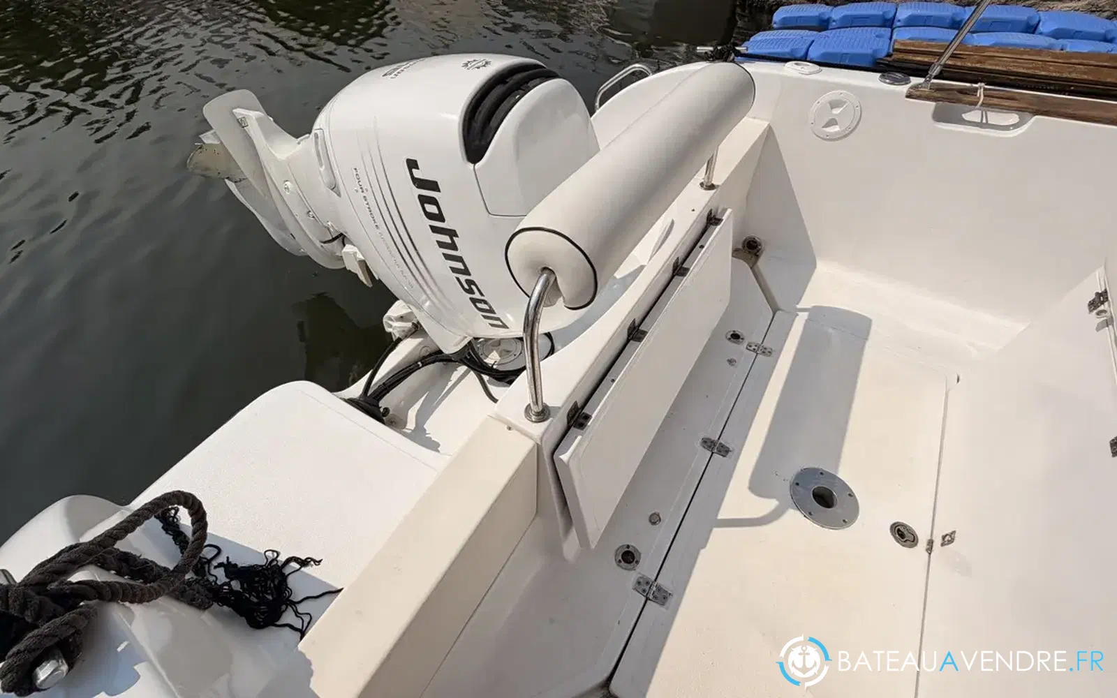 slider 23 Pacific Craft 550 Open