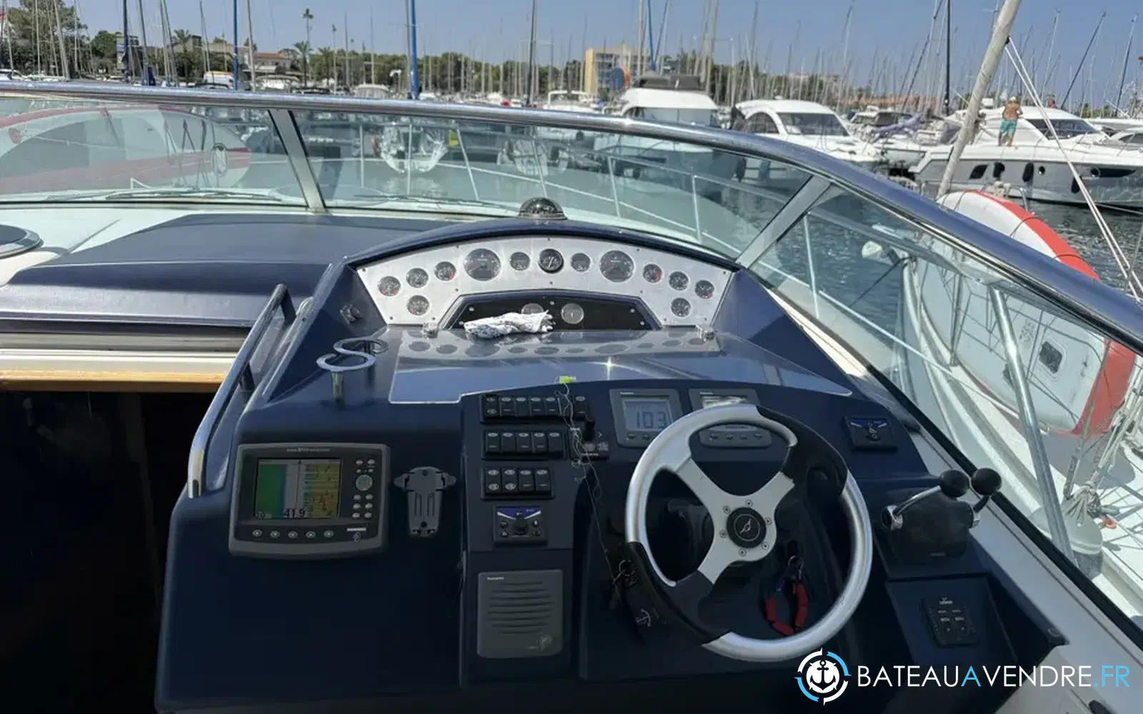 slider 11 Sealine S 38