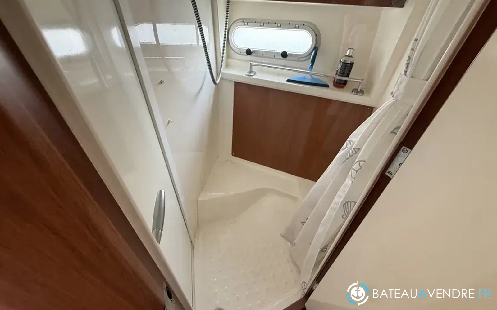 slider 22 Sealine S 38