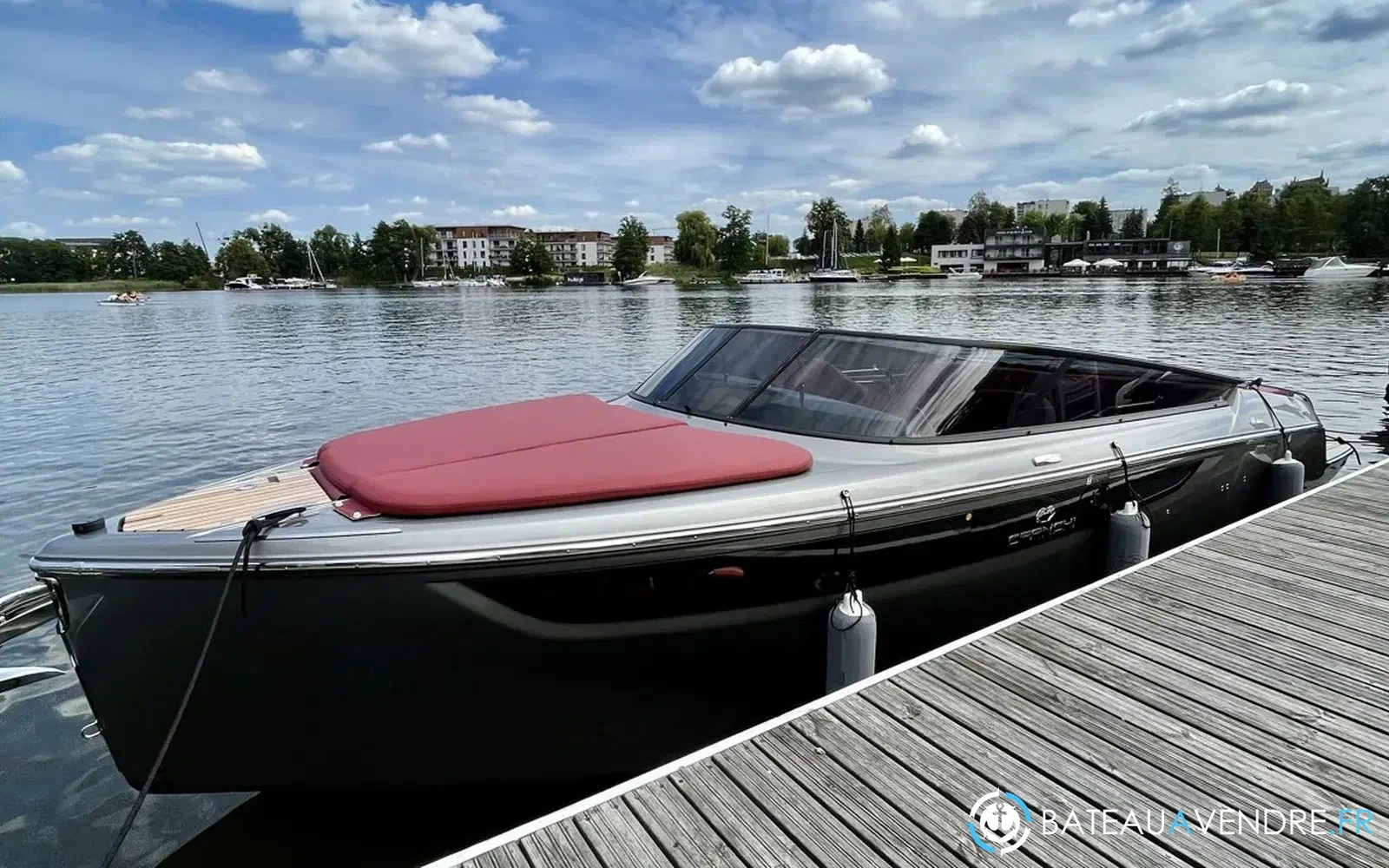 slider 1 Cranchi E 26 Classic
