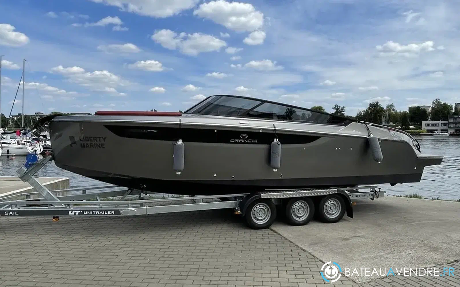 slider 31 Cranchi E 26 Classic