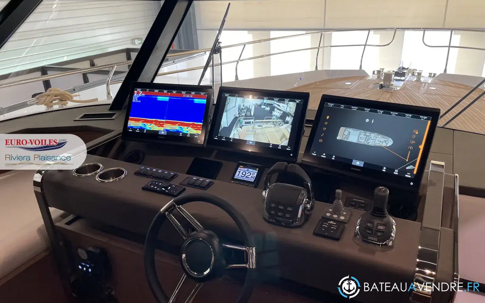 slider 10 Prestige Yachts X70