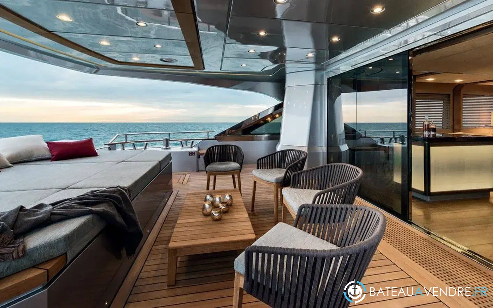 slider 8 Monte Carlo MCY 105