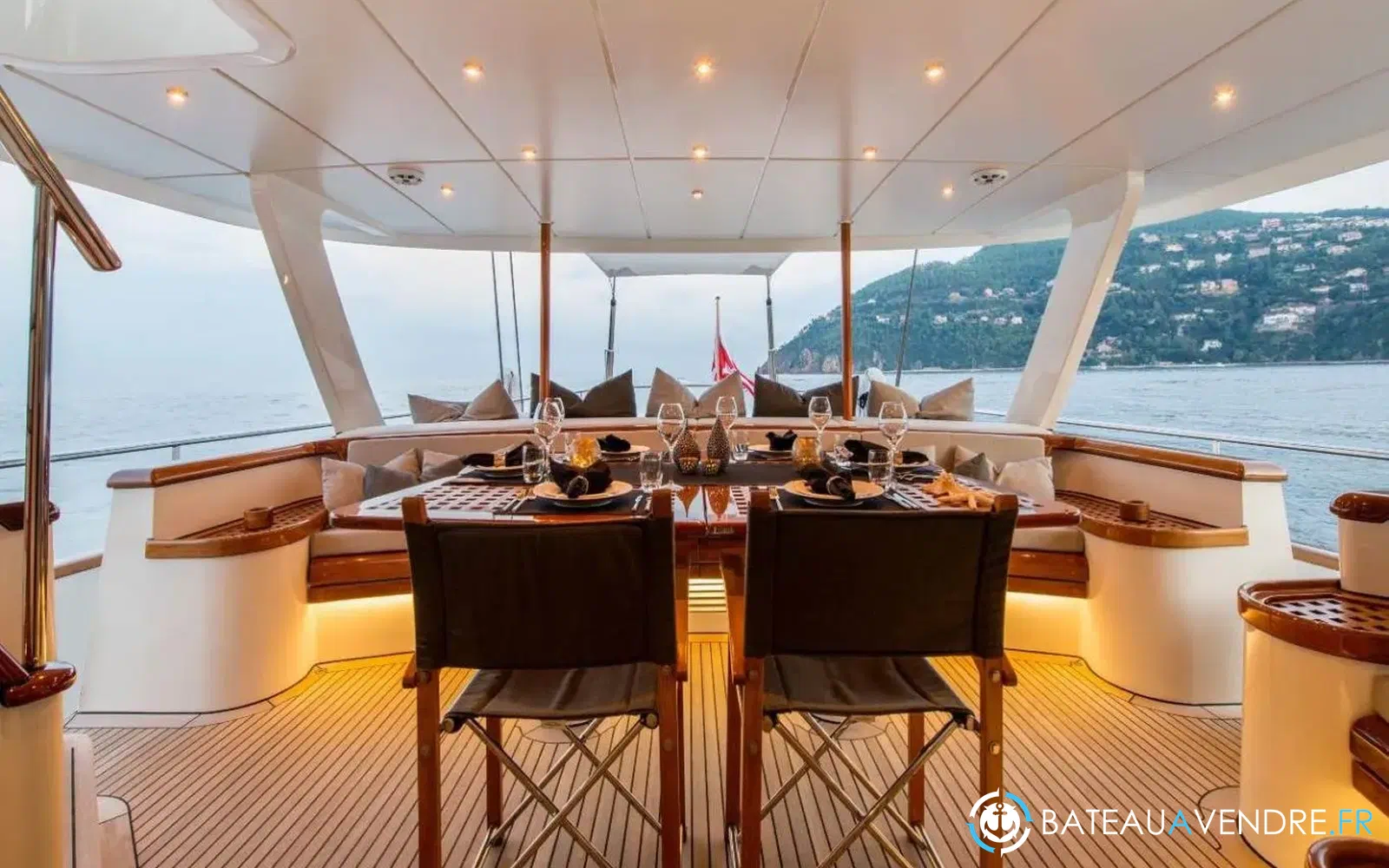 slider 3 Dutch Yacht Corto Maltese