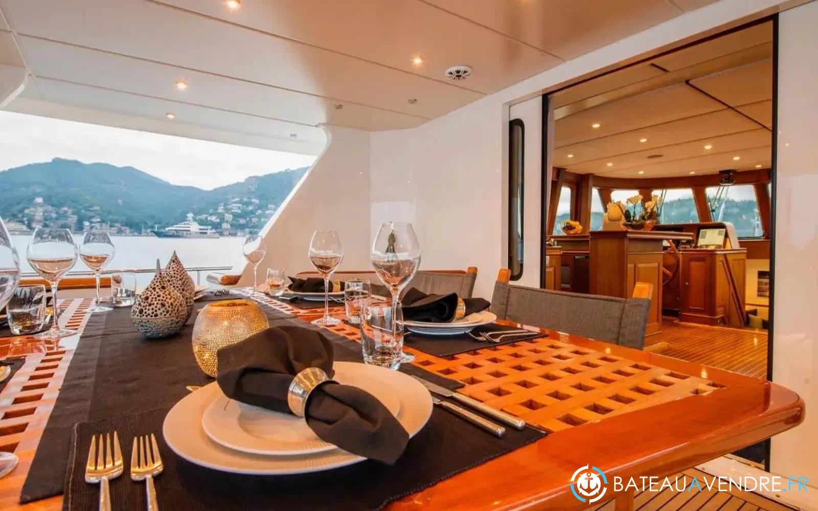 slider 4 Dutch Yacht Corto Maltese