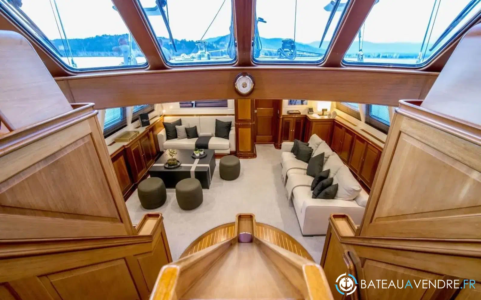slider 7 Dutch Yacht Corto Maltese