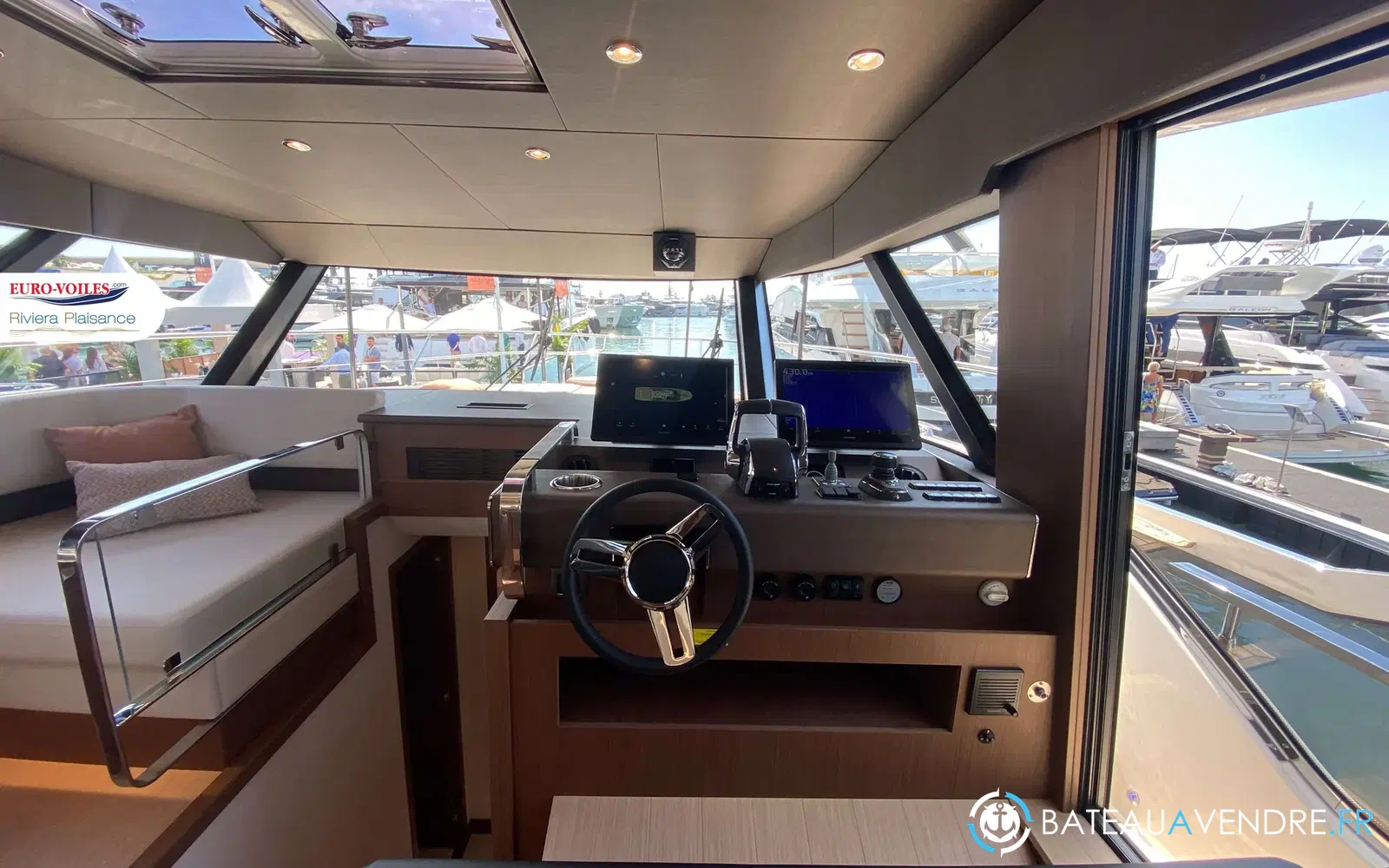 slider 8 Prestige Yachts X60