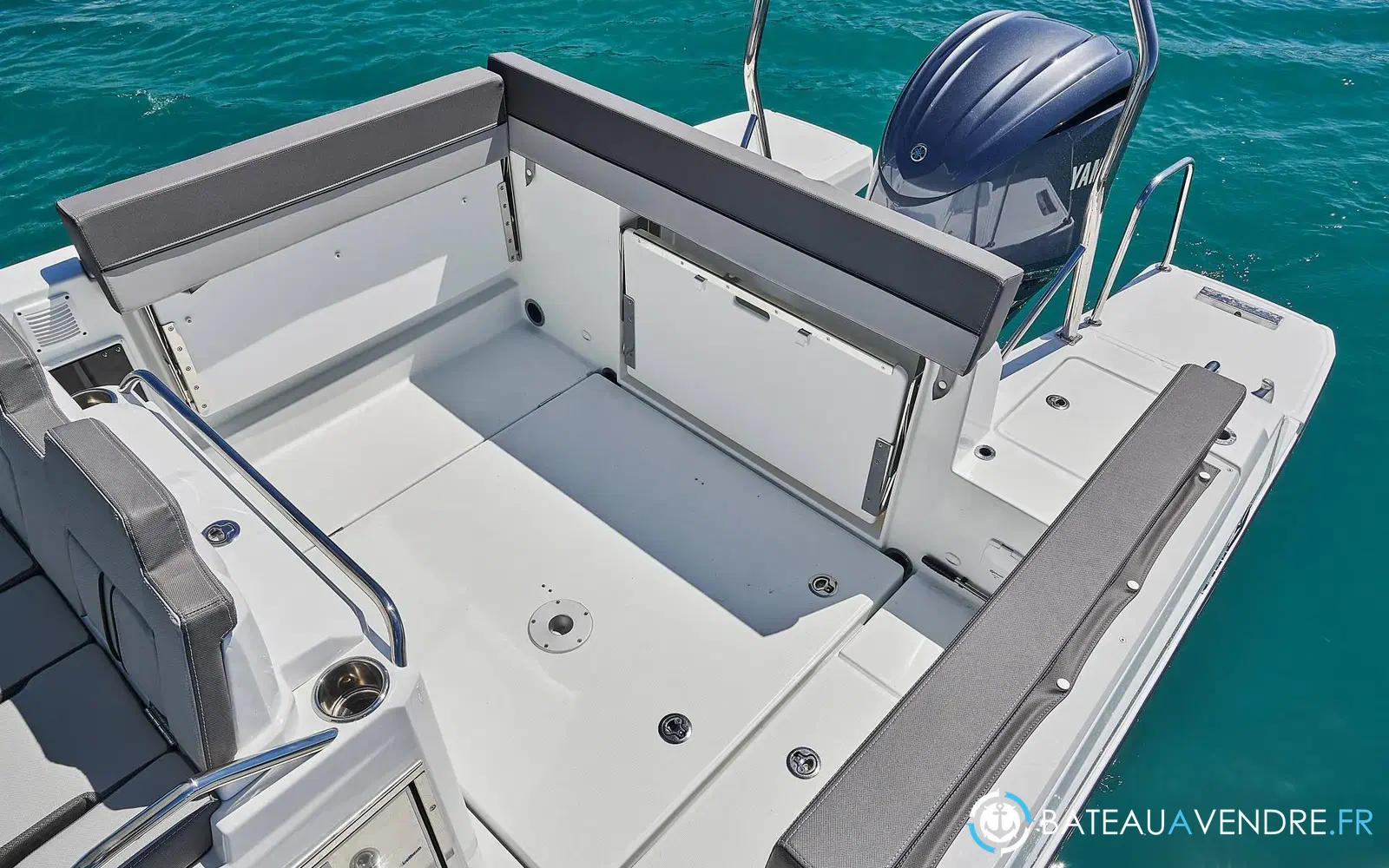 slider 8 Jeanneau Cap Camarat 7.5 CC Serie 3