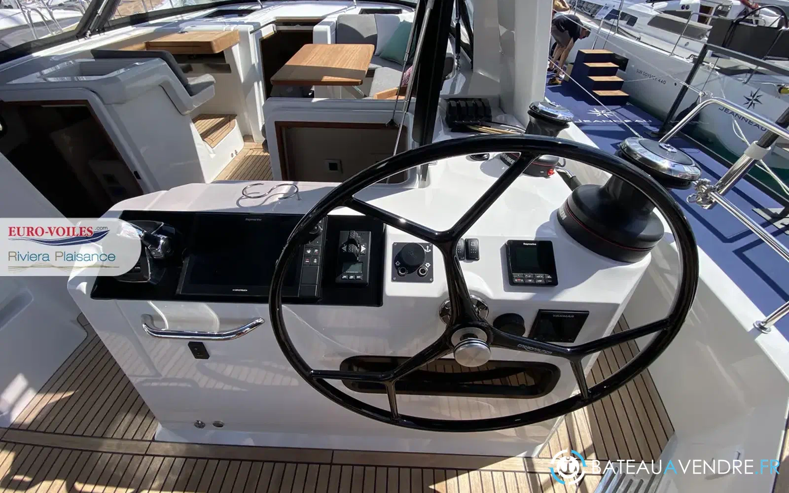 slider 7 Jeanneau 55