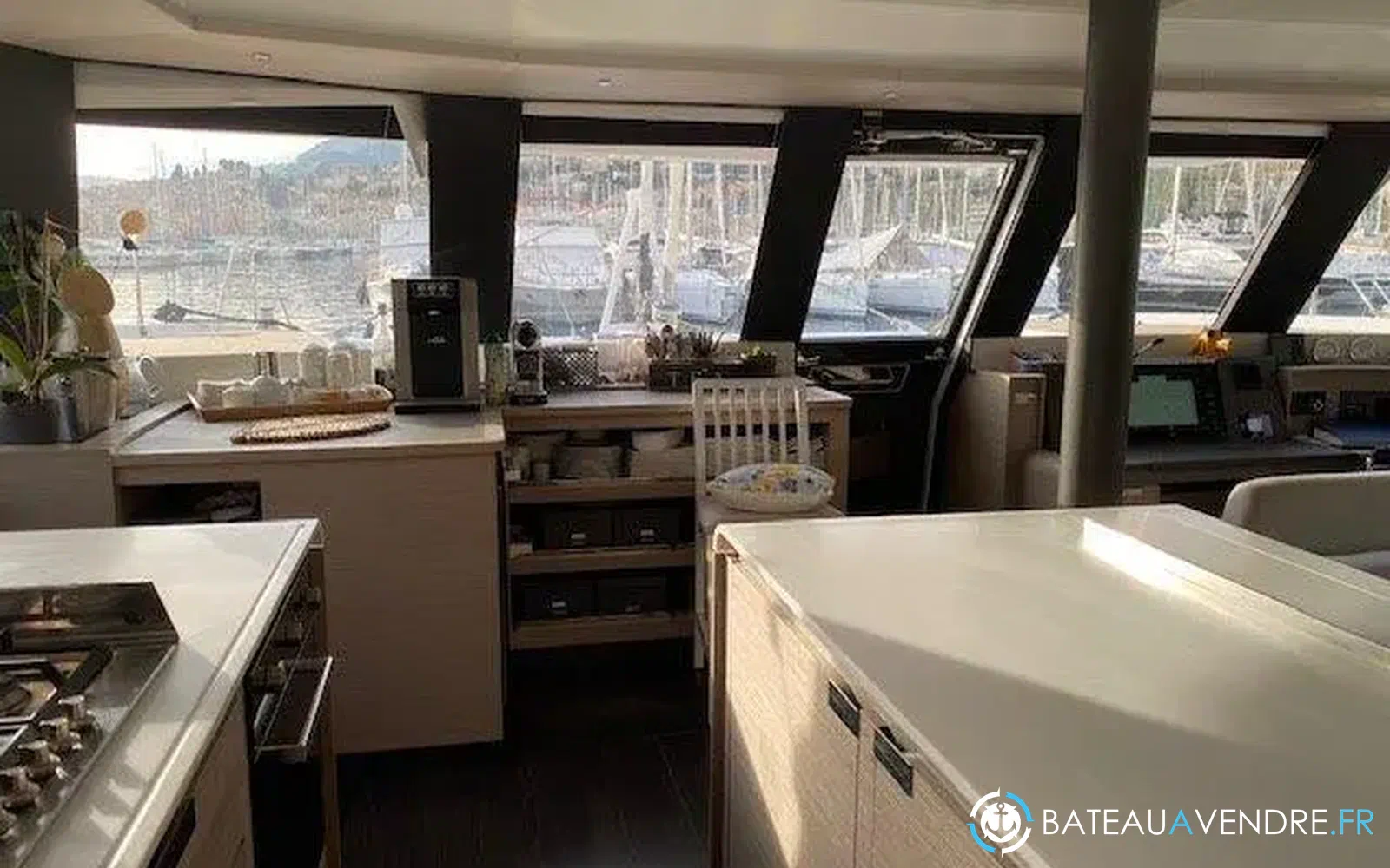 slider 12 Fountaine Pajot Alegria 67