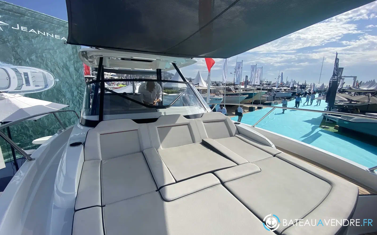 slider 12 Jeanneau Cap Camarat 9.0 WA Serie 2