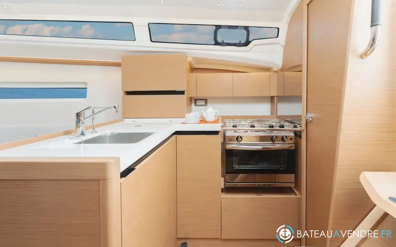 slider 11 Jeanneau sun odyssey 350