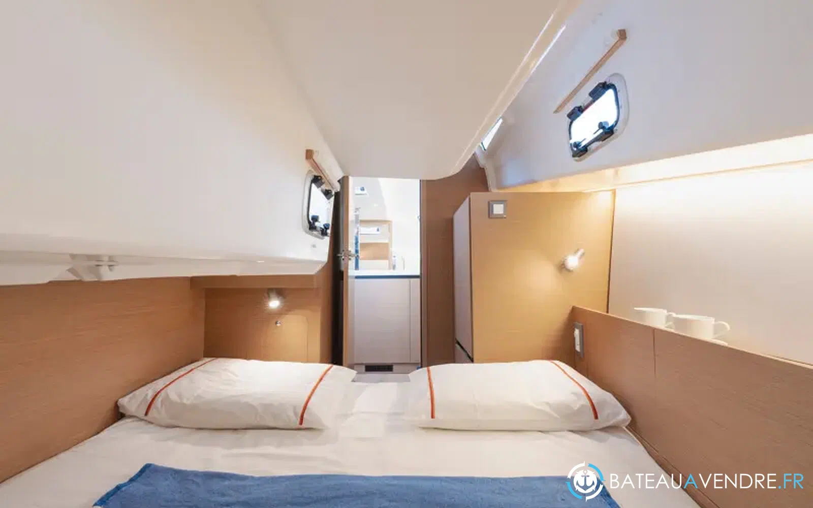 slider 15 Jeanneau sun odyssey 350