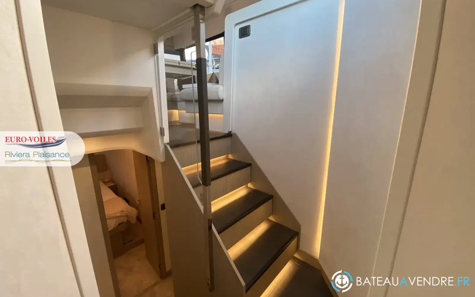 slider 11 Prestige Yachts F4.9