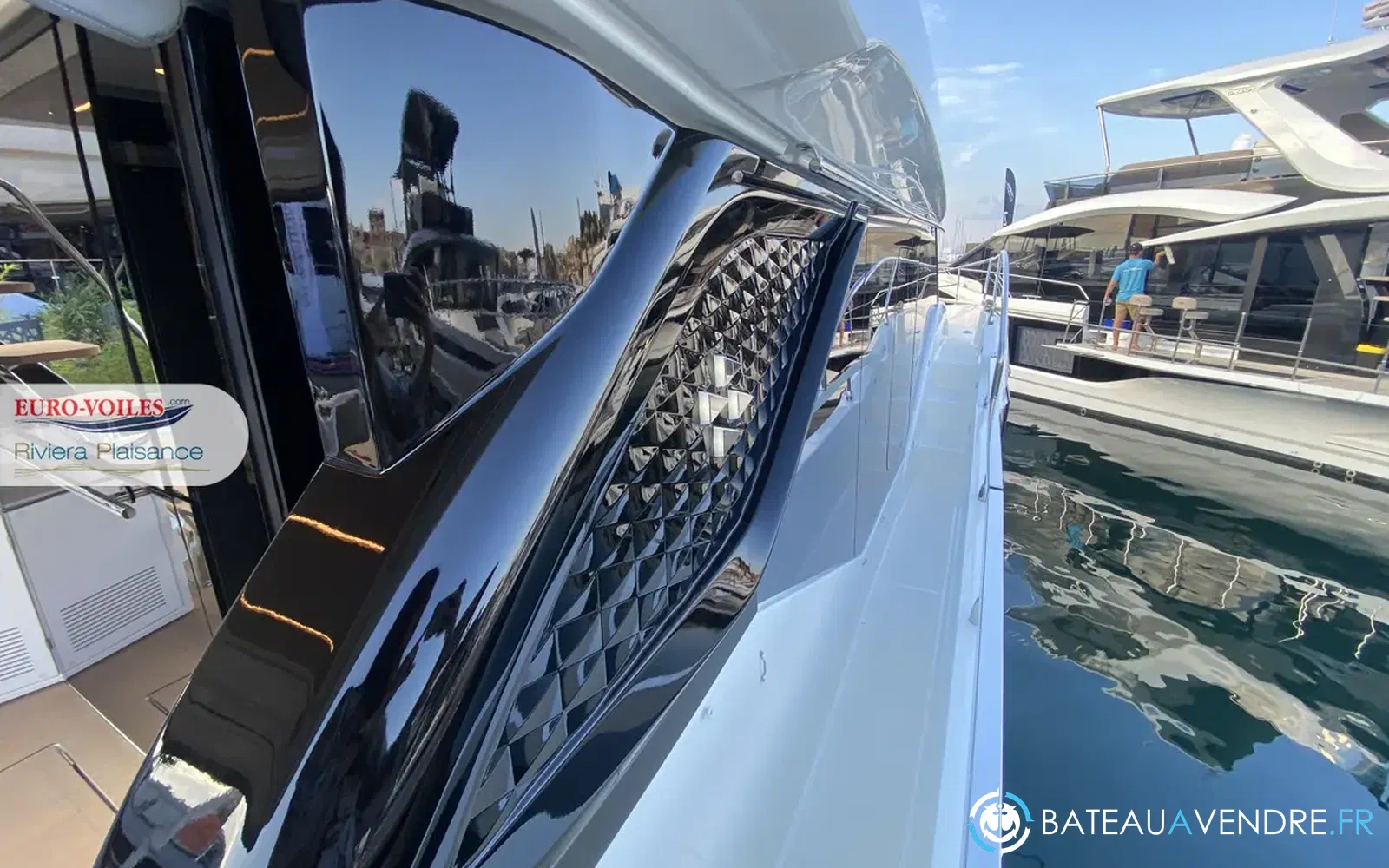 slider 19 Prestige Yachts F4.9