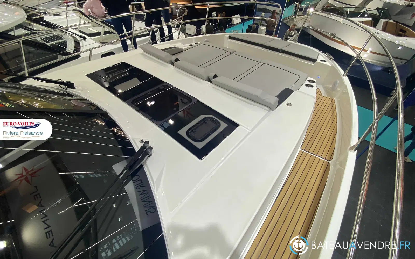 slider 19 Jeanneau Merry Fisher 1295 coupé