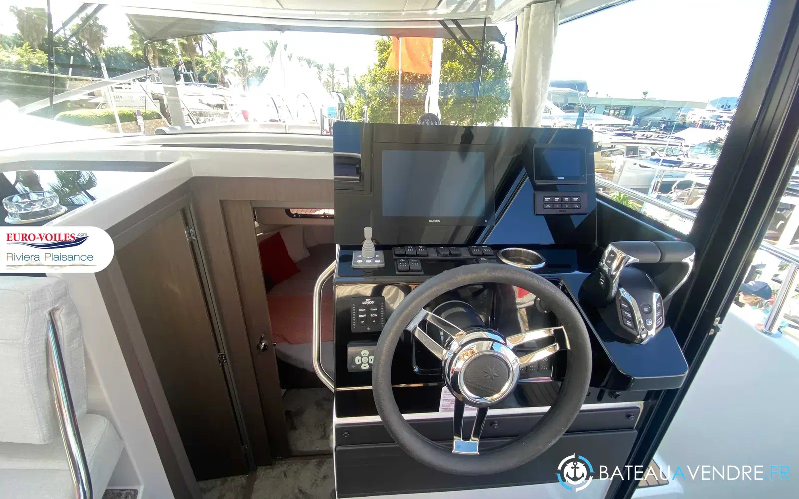 slider 7 Jeanneau Merry Fisher 895 Sport
