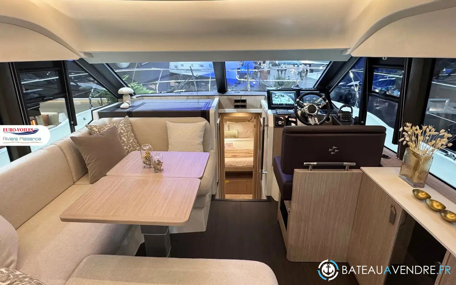 slider 14 Prestige Yachts F4.3